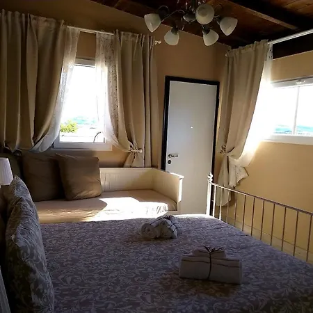 La Collina Dei Cavalieri Alloggio per agriturismo Belvedere Ostrense
