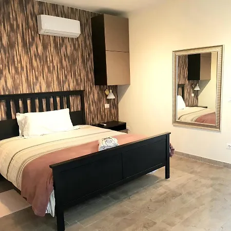 La Collina Dei Cavalieri Фермерский дом