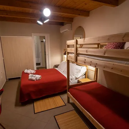 La Collina Dei Cavalieri Фермерский дом